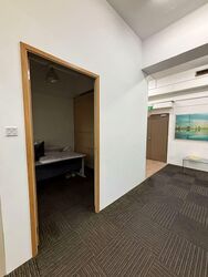 Sis Building (D3), Office #573663511